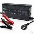 Qoltec Ładowarka do akumulatora LiFePO4 12V | 30A | PF 0.9 | LED